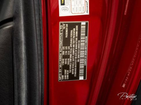 Used 2020 McLaren GT RWD image 30
