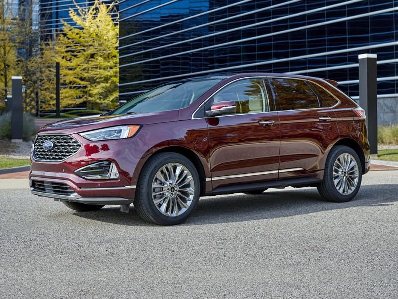 Used 2021 Ford Edge SEL w/ Convenience Package image 1