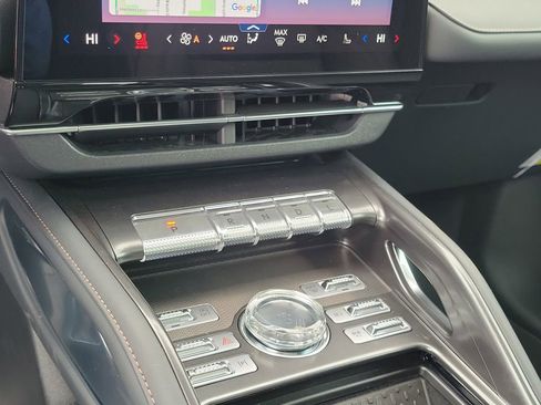 New 2026 Lincoln Nautilus Premier w/ Equipment Group 102A image 28