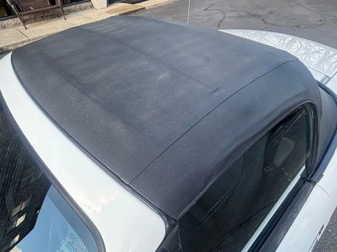 Used 1993 MAZDA MX-5 Miata Limited Edition image 15