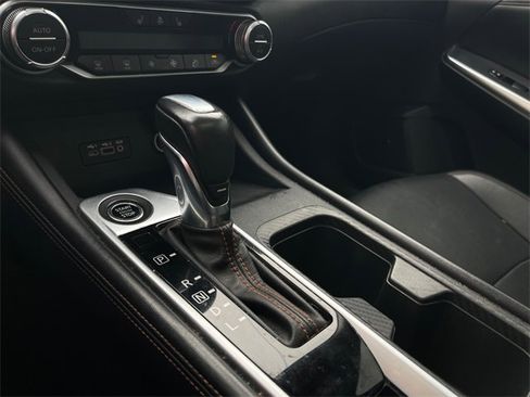 Used 2023 Nissan Sentra SR w/ SR Premium Package image 16