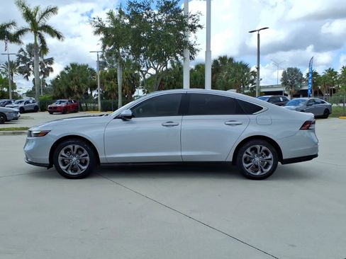 Used 2023 Honda Accord EX image 4