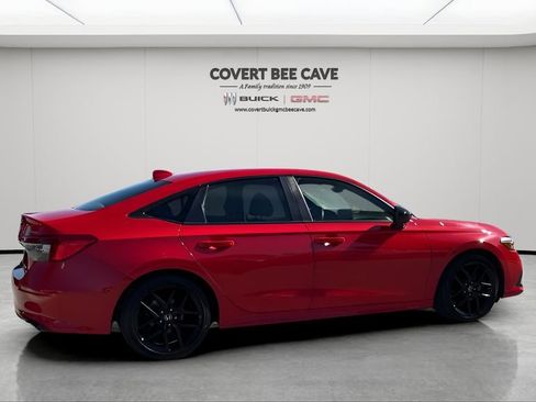 Used 2022 Honda Civic Sport image 10