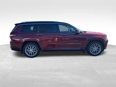 Used 2023 Jeep Grand Cherokee L Summit w/ Advanced Protech Group IV image 11