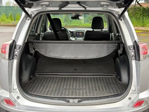 Used 2018 Toyota RAV4 Limited w/ Advanced Technology Package AWD/4WD image 23