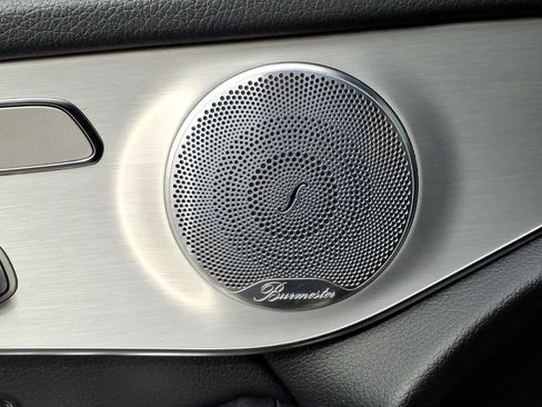 Used 2019 Mercedes-Benz GLC 350e 4MATIC image 10