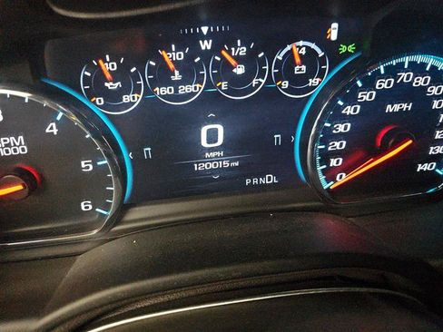 Used 2019 Chevrolet Tahoe Premier AWD/4WD image 7