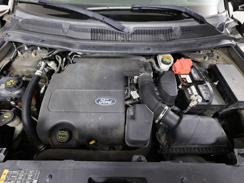 Used 2015 Ford Explorer XLT w/ Equipment Group 202B AWD/4WD image 39