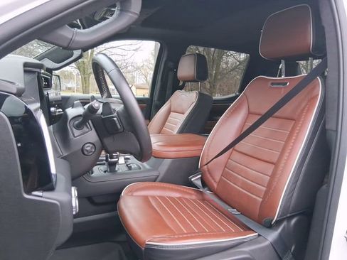 Used 2024 GMC Sierra 1500 Denali Ultimate image 14