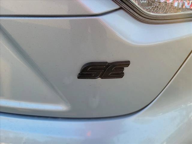 Used 2026 Toyota Corolla SE FWD image 5