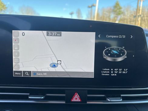 Used 2023 Hyundai Elantra Limited image 22