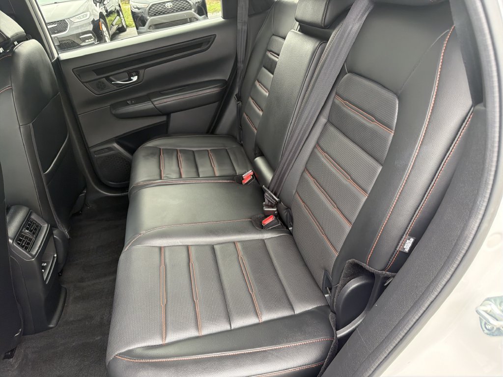 Used 2025 Honda CR-V Sport-L image 14