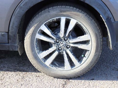 Used 2019 Nissan Kicks SR image 9