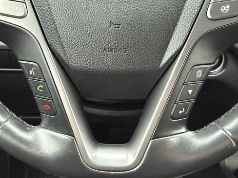 Used 2014 Hyundai Santa Fe Limited image 29