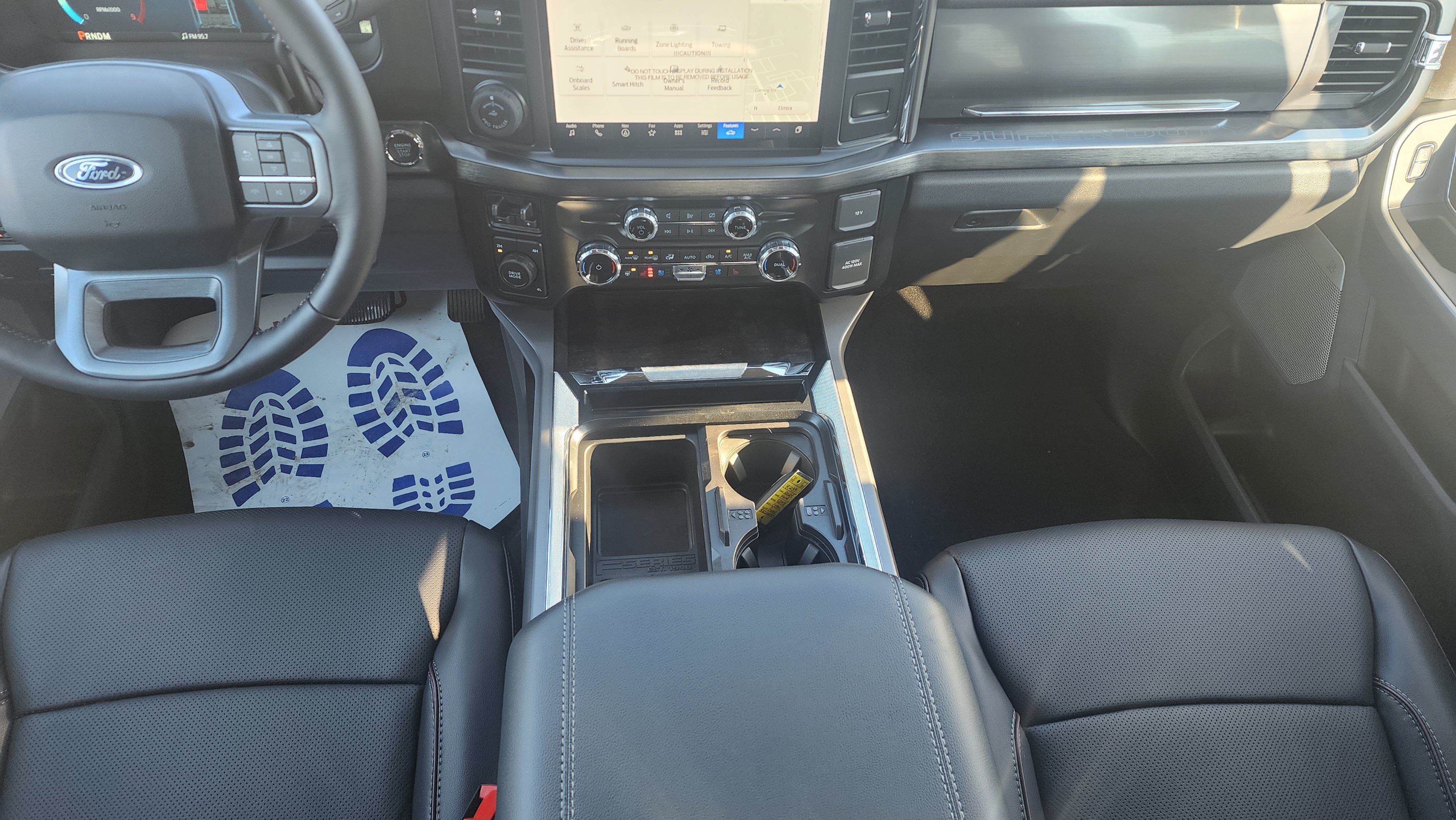 Used 2024 Ford F250 Lariat w/ Lariat Ultimate Package AWD/4WD image 19