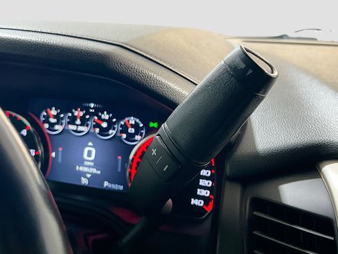 Used 2015 GMC Yukon XL Denali image 13