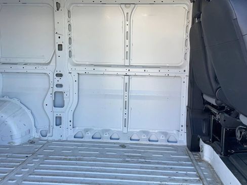 Used 2025 RAM ProMaster 2500 w/ Convenience Group FWD image 39