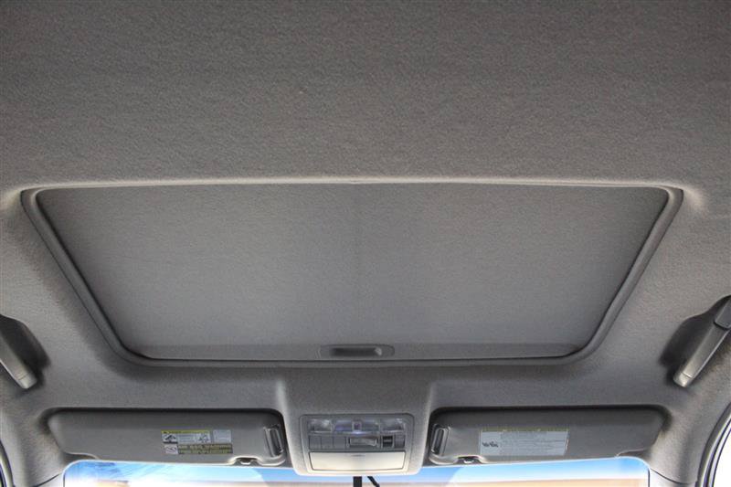 Used 2013 Toyota Highlander Limited FWD image 24