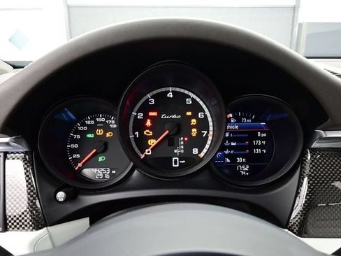 Certified 2021 Porsche Macan Turbo AWD/4WD image 9