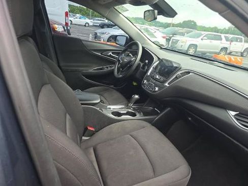 Used 2020 Chevrolet Malibu LT FWD image 10