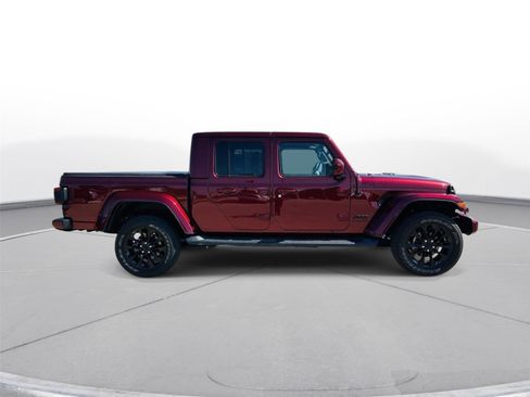 Used 2021 Jeep Gladiator Overland image 37