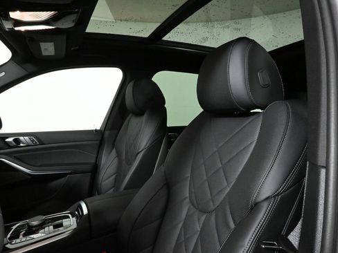 Used 2026 BMW X5 xDrive40i w/ M Sport Package image 16