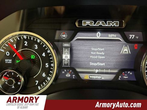 Used 2025 RAM 1500 Laramie image 14