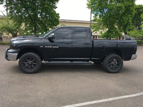 Used 2012 RAM 1500 ST w/ SXT Appearance Group AWD/4WD image 3