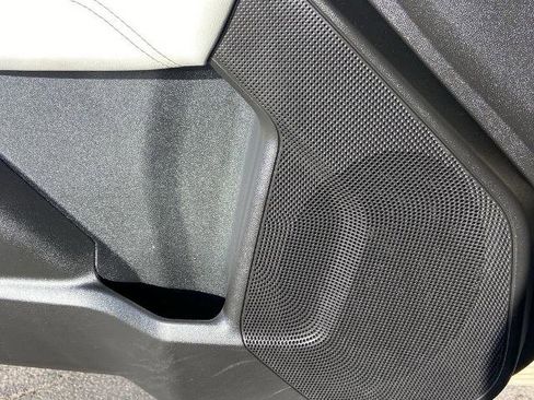 Used 2024 GMC Canyon AT4X image 20