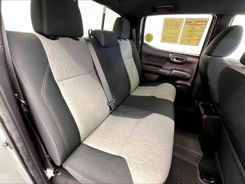 Used 2023 Toyota Tacoma TRD Off-Road w/ Advanced Technology Package image 19