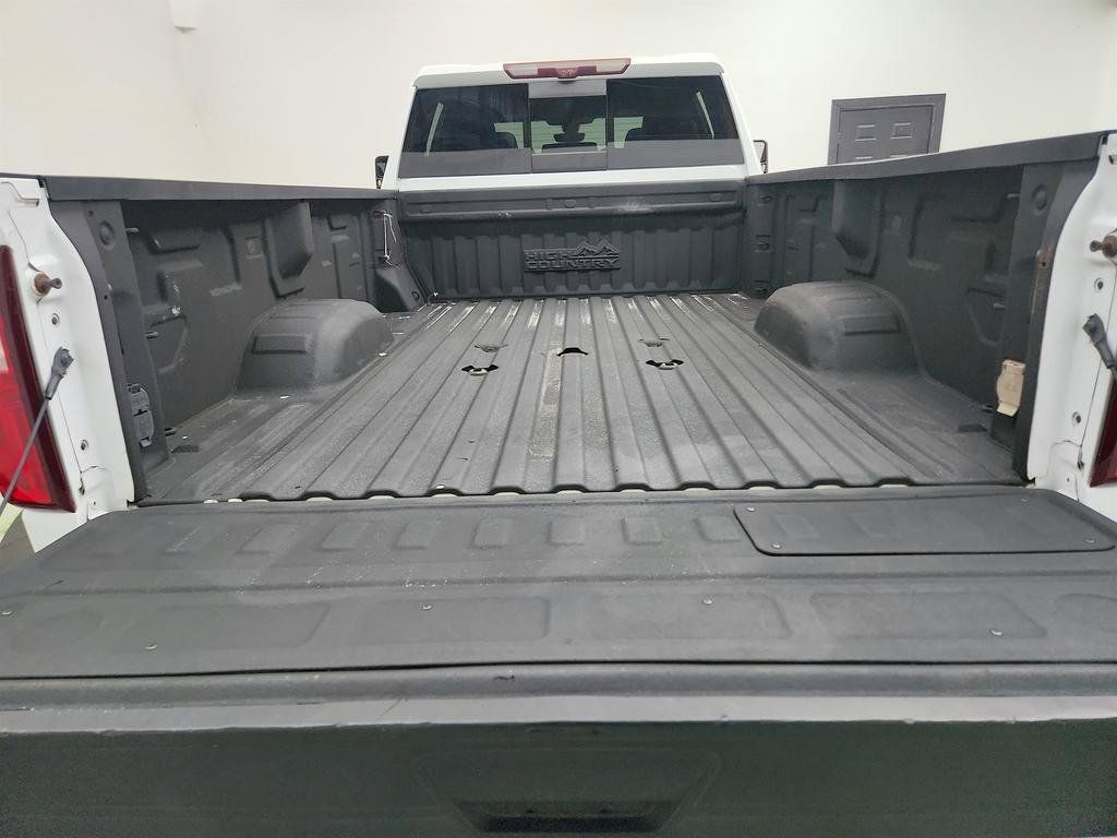Used 2021 Chevrolet Silverado 3500 High Country AWD/4WD image 31