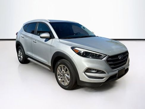 Used 2018 Hyundai Tucson SEL image 3