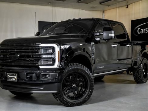 Used 2025 Ford F250 Platinum AWD/4WD image 5