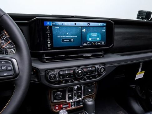 Used 2024 Jeep Wrangler Unlimited Rubicon 392 image 75