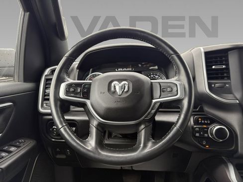 Used 2022 RAM 1500 Big Horn AWD/4WD image 9