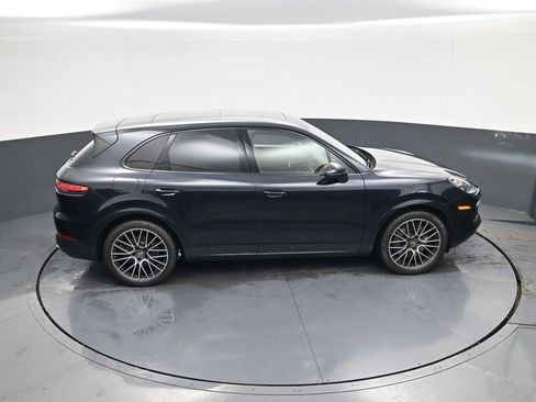 Used 2019 Porsche Cayenne S image 31