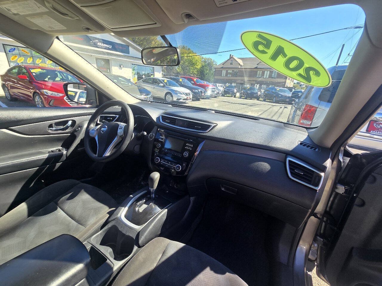 Used 2015 Nissan Rogue SV AWD/4WD image 45