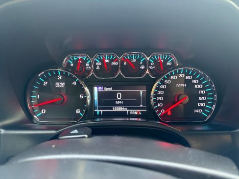 Used 2018 Chevrolet Silverado 1500 LT w/ All Star Edition image 20