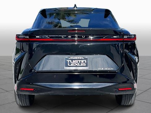Used 2024 Lexus RZ 300e Premium image 4