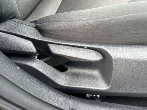 Used 2023 Toyota Camry LE image 22