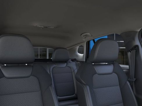 New 2026 Chevrolet Trax LT w/ Driver Confidence Package FWD image 14