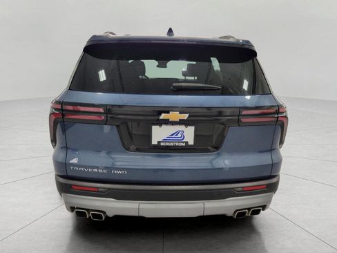 Used 2025 Chevrolet Traverse LT AWD/4WD image 26