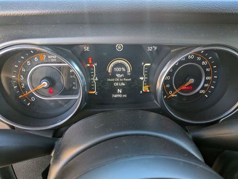 Used 2021 Jeep Wrangler Unlimited Sport image 17