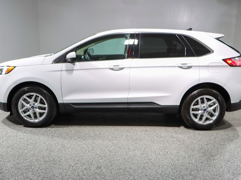 Used 2022 Ford Edge SEL AWD/4WD image 10