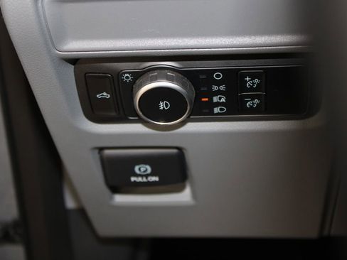 Used 2024 Ford F150 XLT w/ Tow/Haul Package image 38