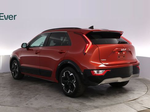 Used 2023 Kia Niro Wind FWD image 17