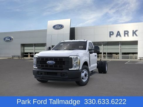 New 2025 Ford F350 XL RWD image 2