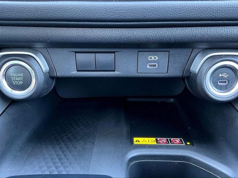 Used 2025 Toyota Grand Highlander AWD image 26