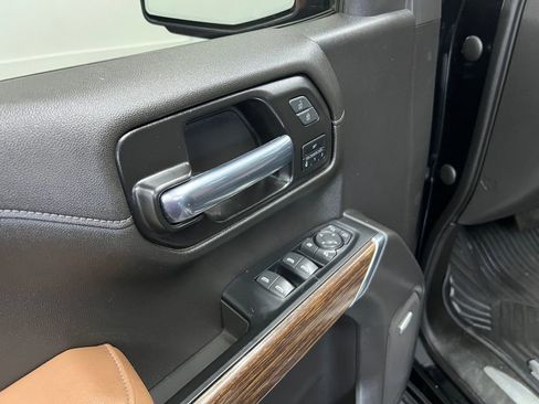 Used 2022 Chevrolet Silverado 1500 High Country w/ LPO, Dark Essentials Package AWD/4WD image 10