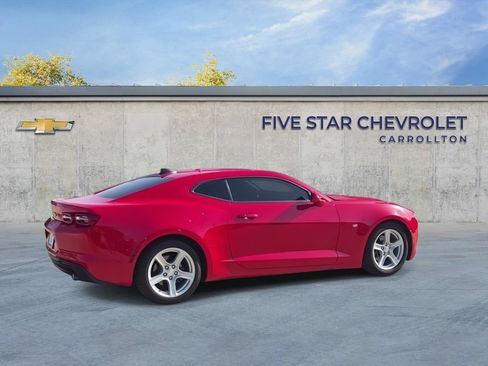 Used 2022 Chevrolet Camaro LT RWD image 8